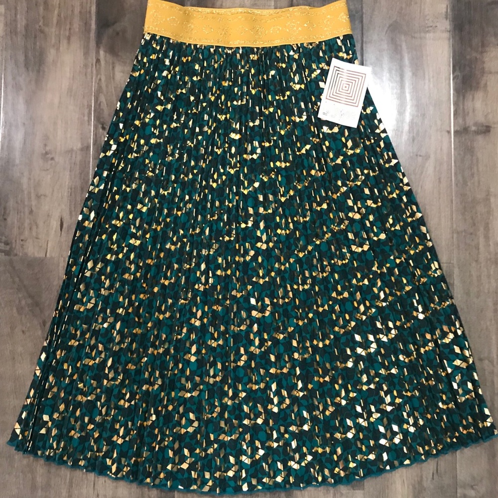 Metallic Gold and Green Pleated Skirt